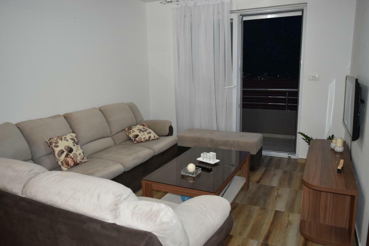 Apartments Sea View Kotor Exteriör bild